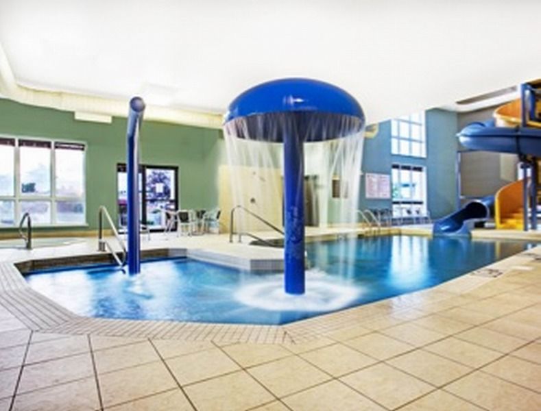 Super 8 By Wyndham Lachenaie/Terrebonne Esterno foto